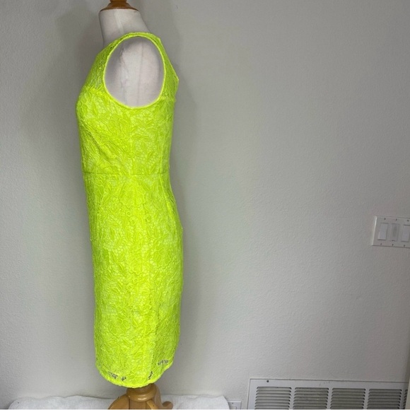 J. Crew Collection Neon Yellow Crochet Sleeveless Sheath Dress Size 4 Classic - Picture 3 of 16